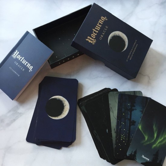 Nocturna Oracle deck