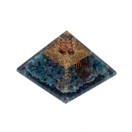 Orgonite Piramide Robijn In Kyaniet 7x7x6cm