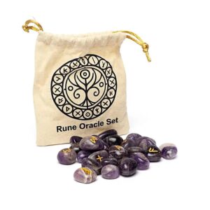 runen orakelset amethist in katoenen tasje